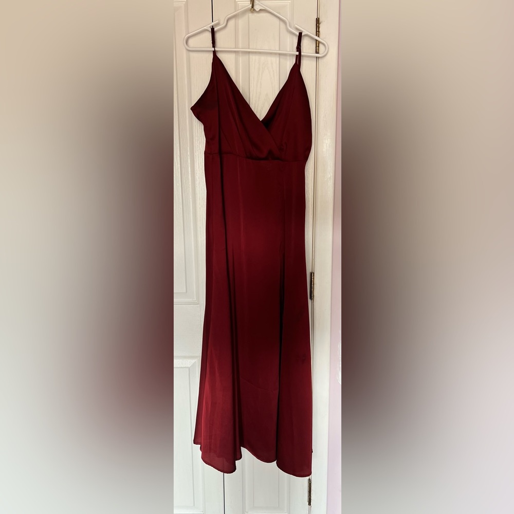 Newshows 2023 Summer V-Neck Satin Spaghetti Strap Sleeveless Cocktail Maxi Dress